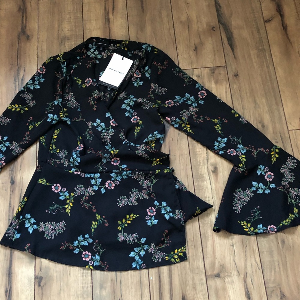 Who What Wear wrap blouse XS NWT